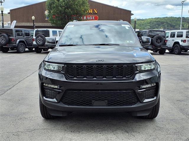 new 2025 Jeep Grand Cherokee car, priced at $49,990