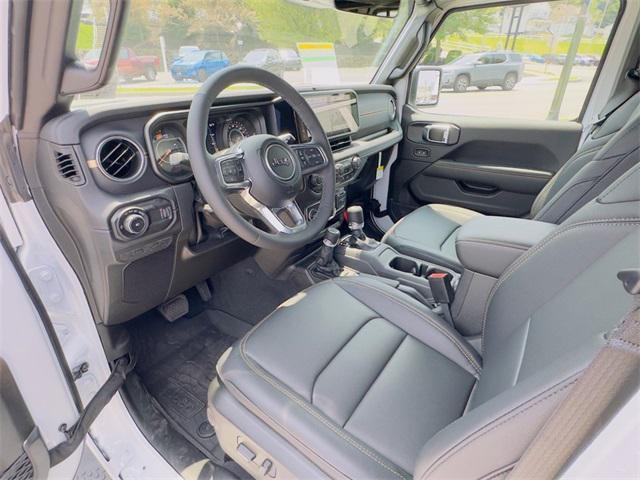 new 2025 Jeep Wrangler car, priced at $52,438