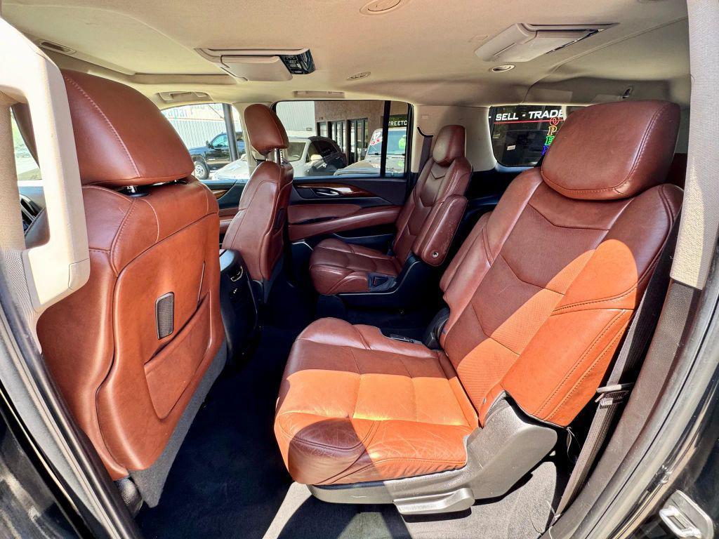 used 2016 Cadillac Escalade ESV car, priced at $24,850