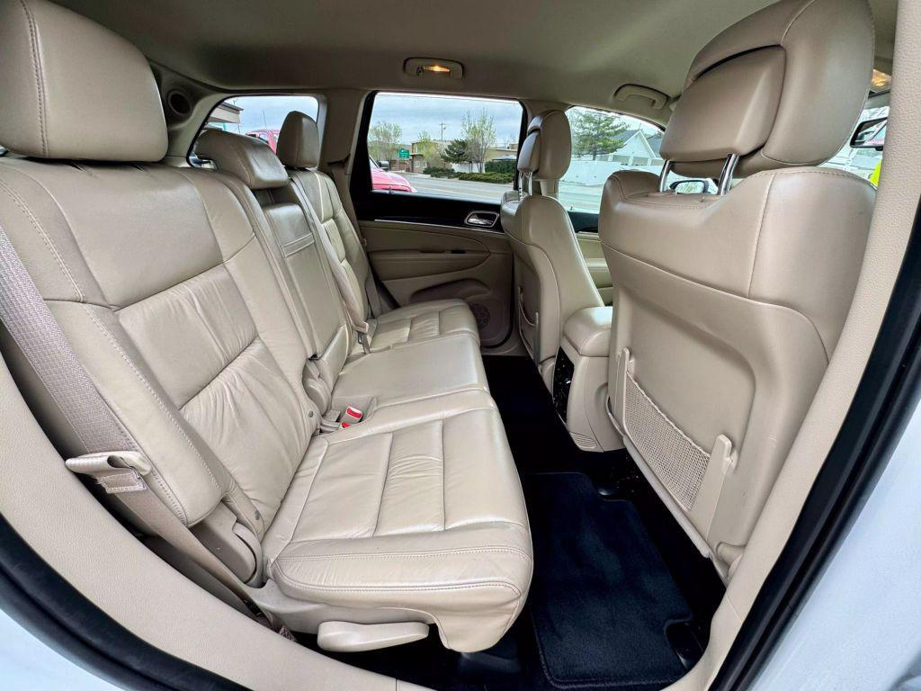 used 2014 Jeep Grand Cherokee car, priced at $11,900