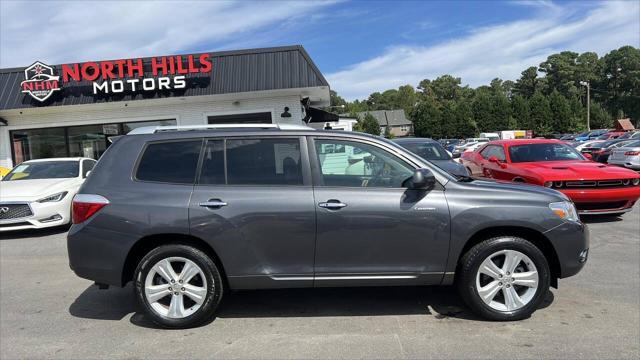 used 2010 Toyota Highlander car, priced at $8,999