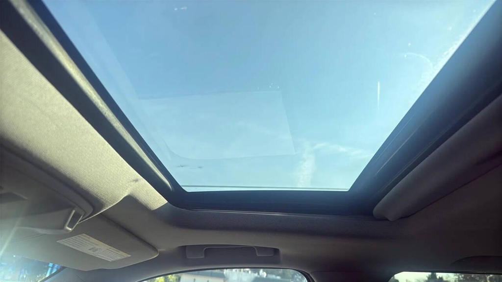 used 2015 Cadillac Escalade ESV car, priced at $21,999