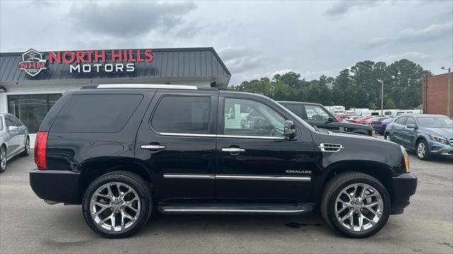 used 2013 Cadillac Escalade car, priced at $15,897