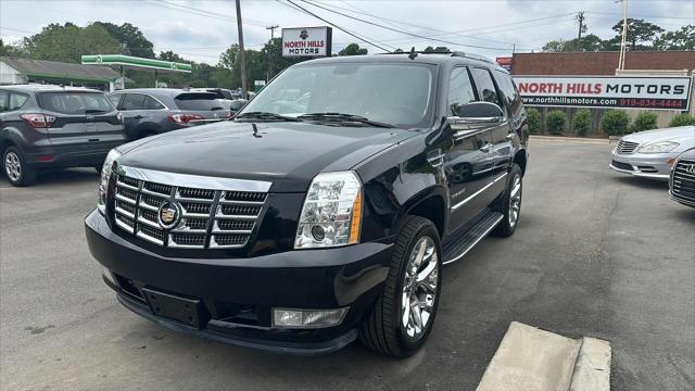 used 2013 Cadillac Escalade car, priced at $17,999