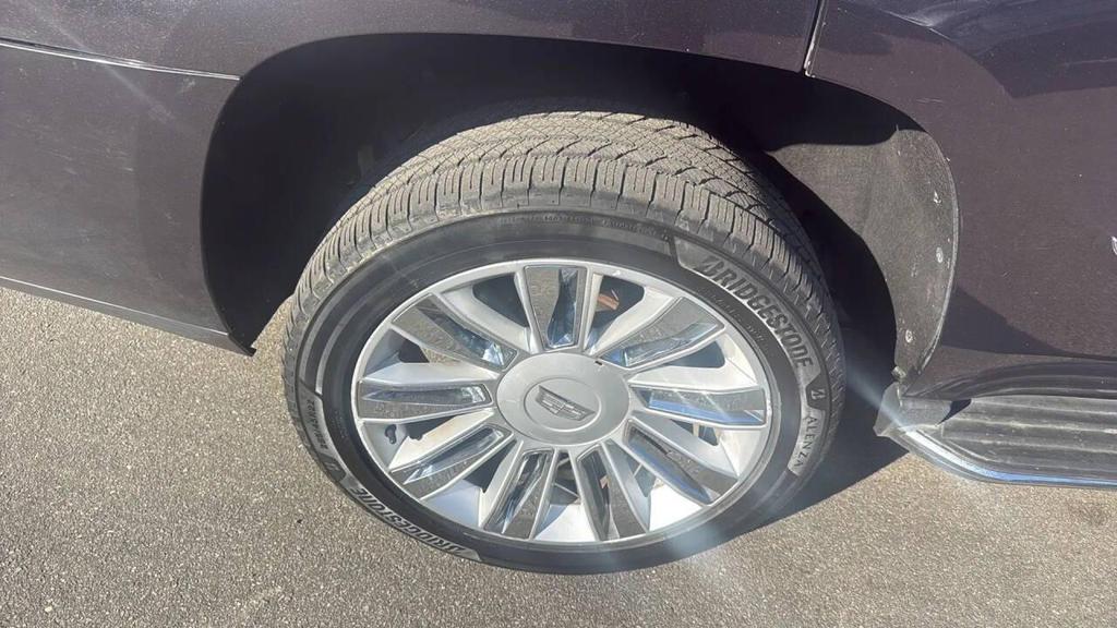 used 2016 Cadillac Escalade car, priced at $26,999