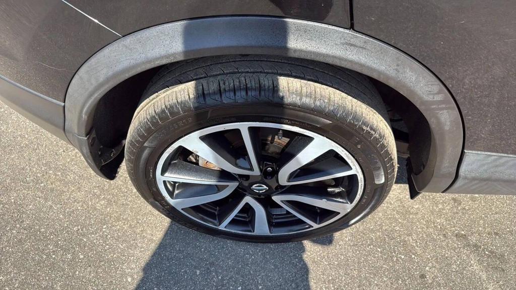 used 2019 Nissan Rogue Sport car, priced at $9,999