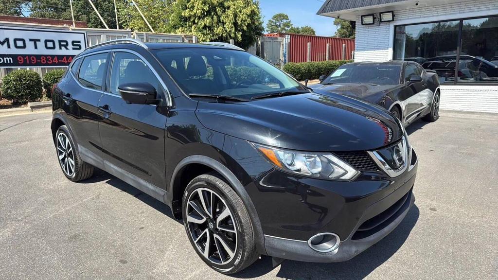 used 2019 Nissan Rogue Sport car, priced at $9,999