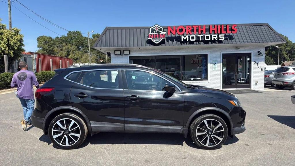 used 2019 Nissan Rogue Sport car, priced at $9,999