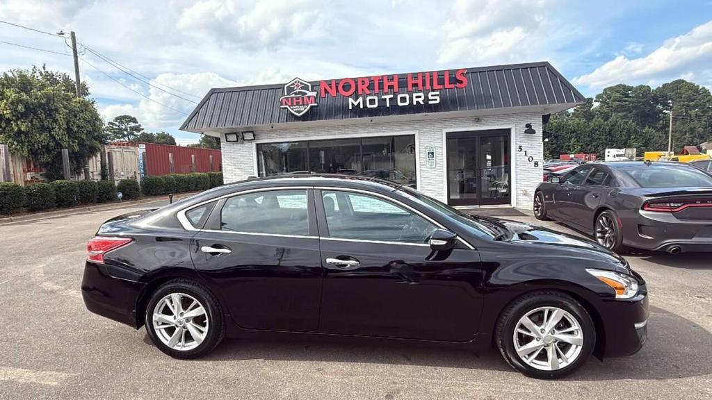 used 2013 Nissan Altima car, priced at $7,999