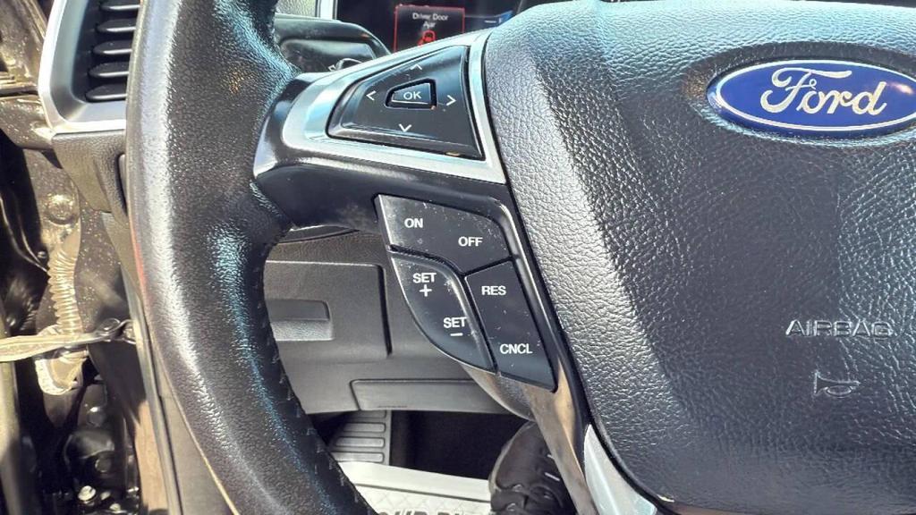 used 2015 Ford Edge car, priced at $10,999