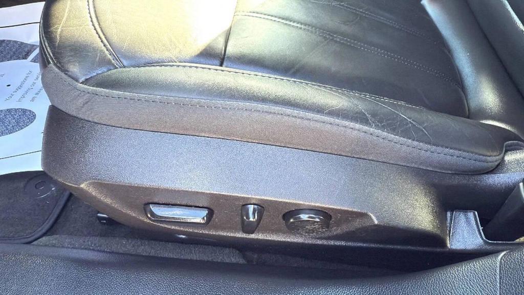 used 2014 Buick Regal car, priced at $8,999