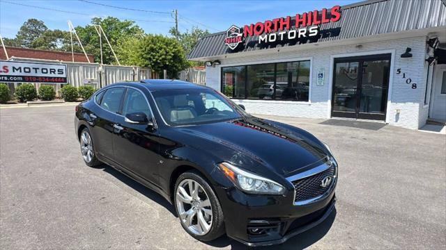 used 2017 INFINITI Q70 car, priced at $17,999