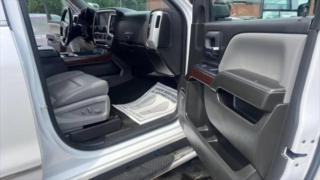 used 2017 GMC Sierra 1500 car, priced at $28,789