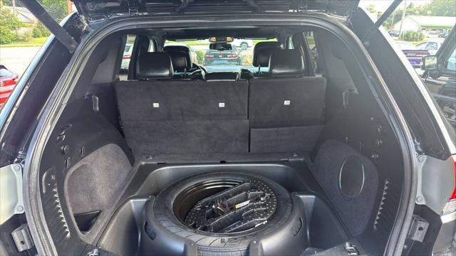 used 2016 Jeep Grand Cherokee car, priced at $10,999