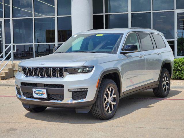 new 2024 Jeep Grand Cherokee L car, priced at $40,280