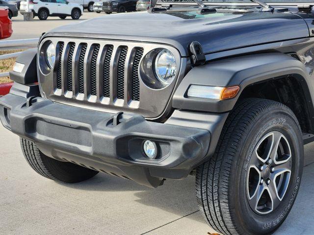 used 2021 Jeep Wrangler Unlimited car, priced at $27,991