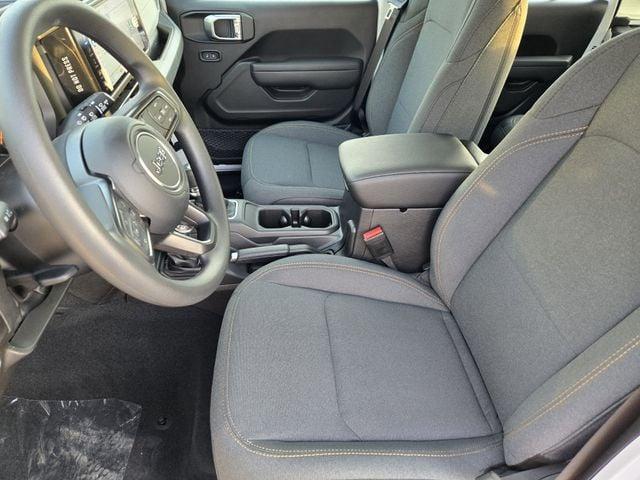 new 2026 Jeep Wrangler car, priced at $41,081