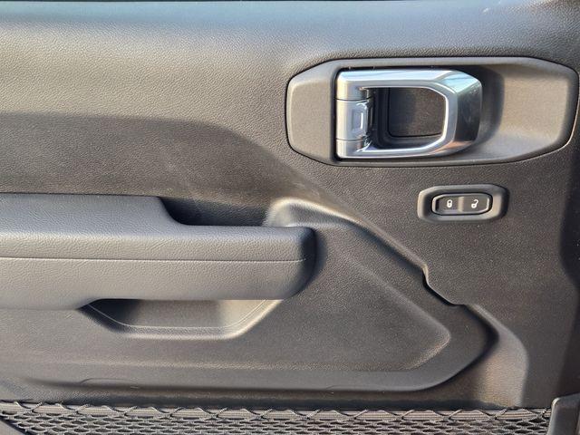 new 2026 Jeep Wrangler car, priced at $41,081