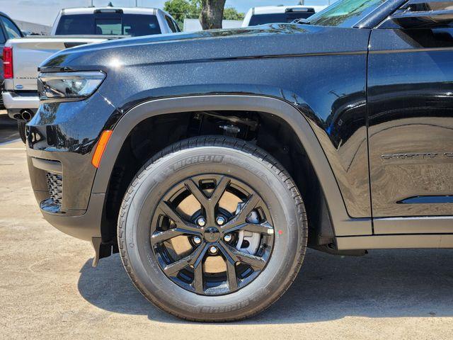 new 2025 Jeep Grand Cherokee L car, priced at $43,072