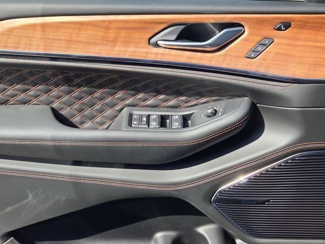 new 2025 Jeep Grand Cherokee L car, priced at $69,175