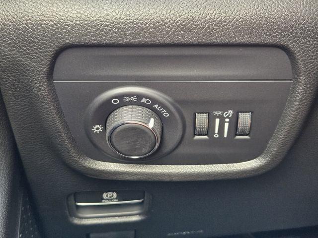 new 2025 Jeep Grand Cherokee L car, priced at $33,994