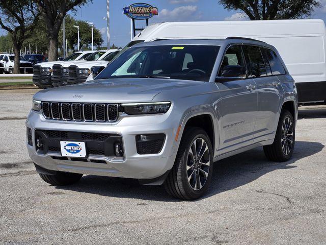 new 2025 Jeep Grand Cherokee car, priced at $54,745