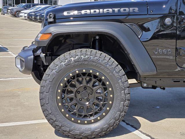 new 2025 Jeep Gladiator car, priced at $43,745