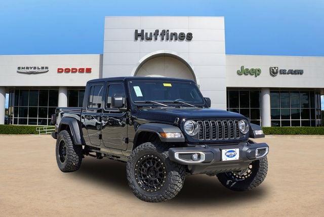 new 2025 Jeep Gladiator car, priced at $43,745