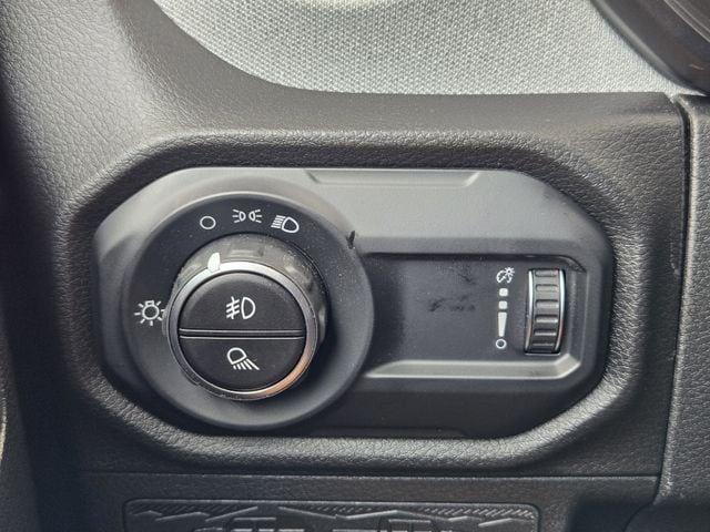 new 2025 Jeep Gladiator car, priced at $43,745