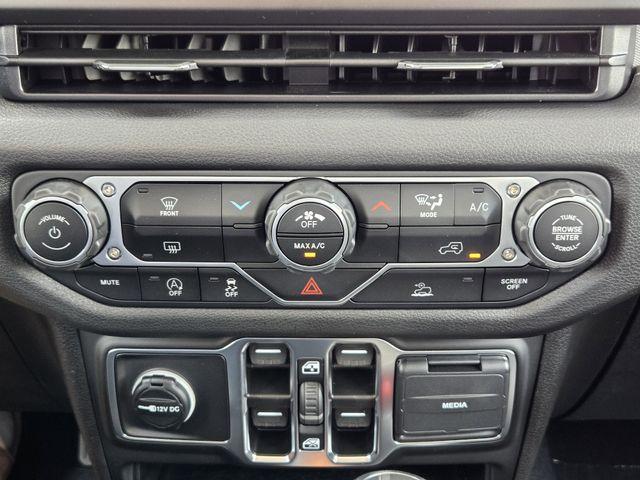 new 2025 Jeep Gladiator car, priced at $43,745