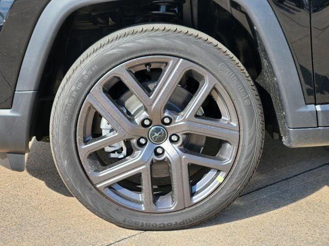 new 2026 Jeep Compass car, priced at $34,545