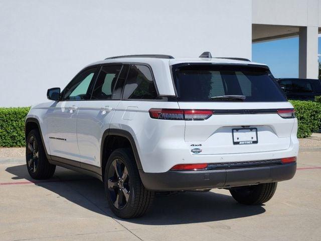 new 2024 Jeep Grand Cherokee car, priced at $39,495