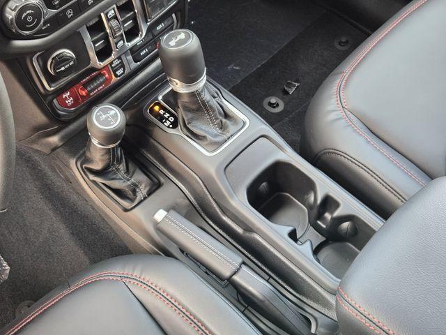 new 2025 Jeep Wrangler car, priced at $64,547