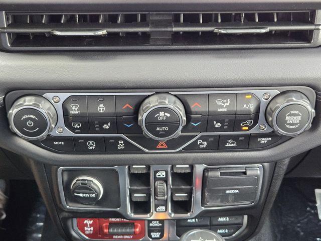 new 2025 Jeep Wrangler car, priced at $64,547