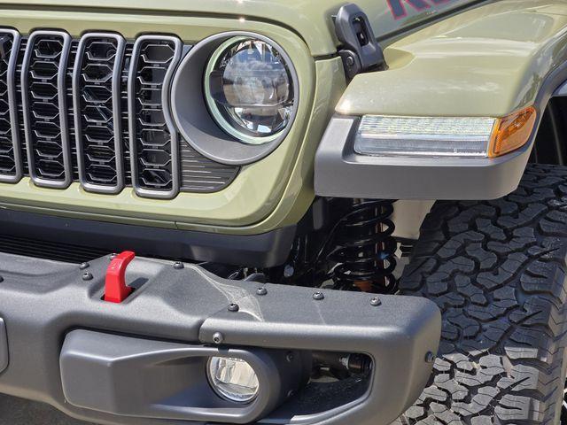 new 2025 Jeep Wrangler car, priced at $64,547