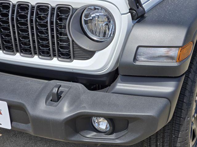 new 2025 Jeep Wrangler car, priced at $37,673