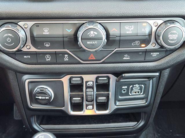 new 2026 Jeep Wrangler car, priced at $40,274