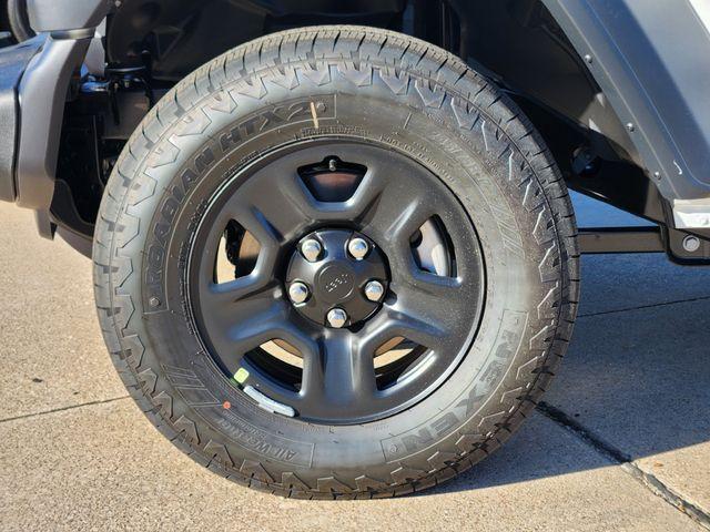 new 2026 Jeep Wrangler car, priced at $40,274