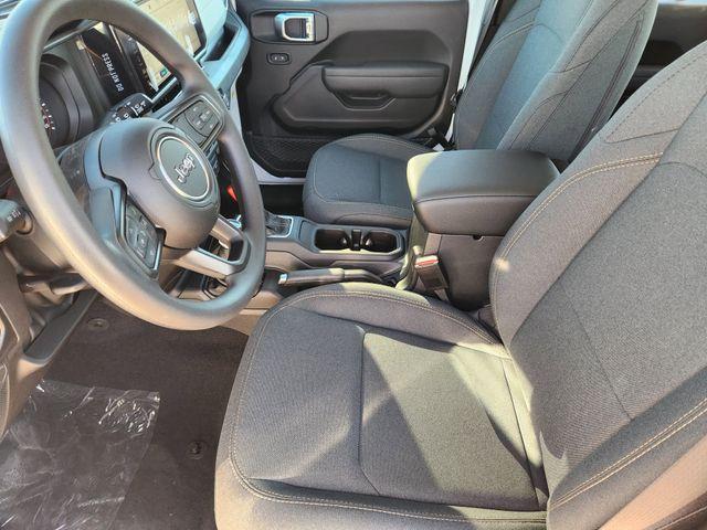 new 2026 Jeep Wrangler car, priced at $40,274