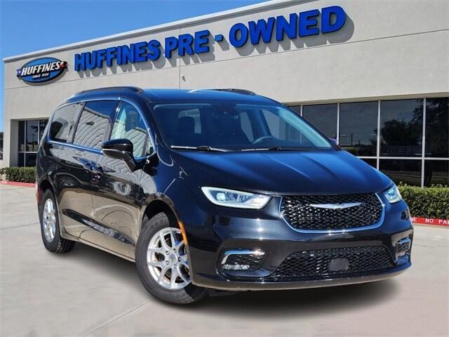 used 2022 Chrysler Pacifica car, priced at $24,231