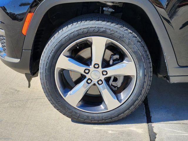 used 2021 Jeep Grand Cherokee L car, priced at $32,091