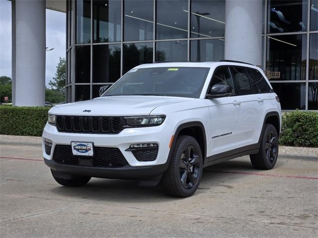 new 2024 Jeep Grand Cherokee car, priced at $45,197