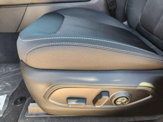 new 2025 Jeep Grand Cherokee car, priced at $35,663