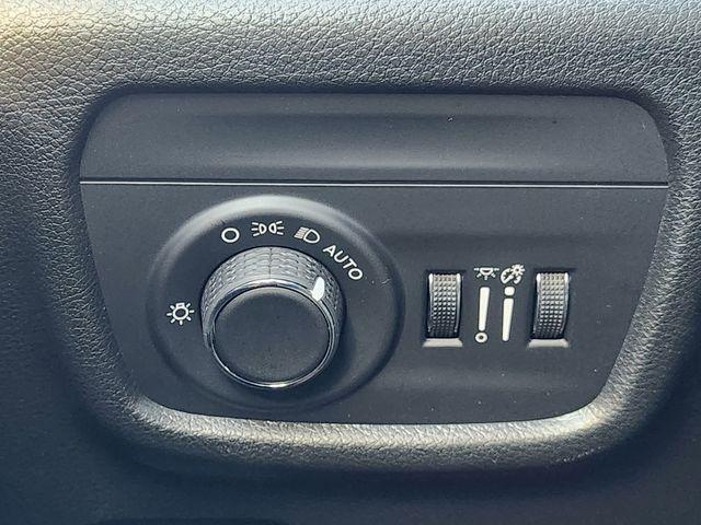 new 2025 Jeep Grand Cherokee car, priced at $35,663