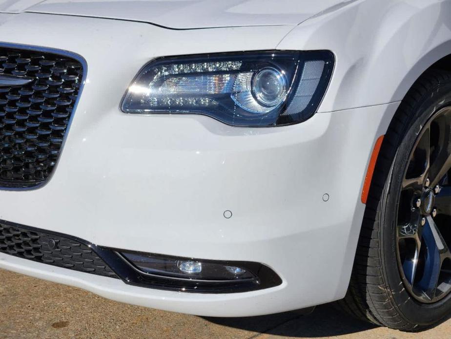 new 2023 Chrysler 300 car, priced at $44,960