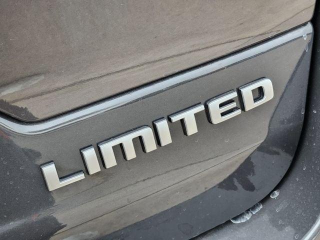 new 2025 Jeep Grand Cherokee car, priced at $37,245