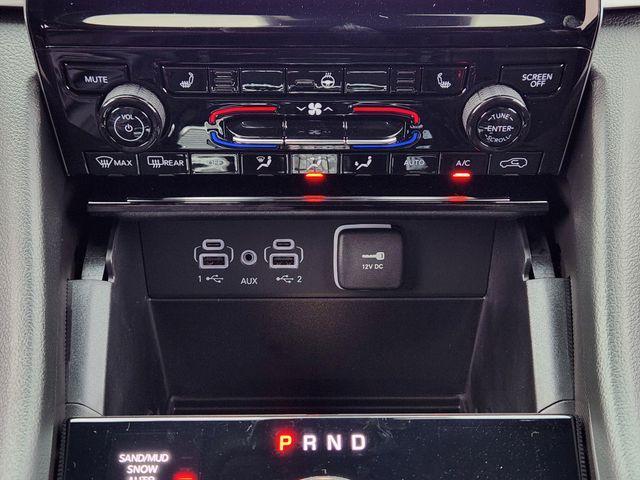 new 2025 Jeep Grand Cherokee car, priced at $37,245