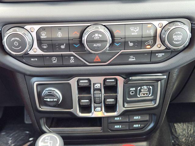 new 2025 Jeep Gladiator car, priced at $46,590