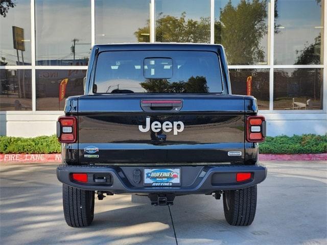 used 2021 Jeep Gladiator car, priced at $38,477