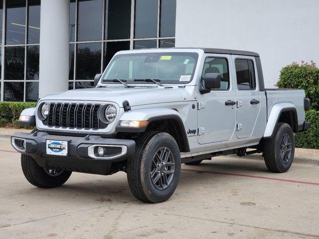 new 2024 Jeep Gladiator car, priced at $46,245